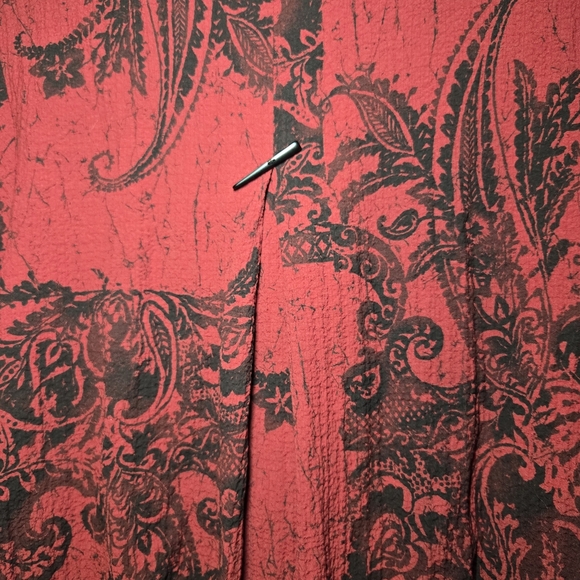 Habitat Red And Black Paisley Textured Button Blouse Asymmetrical Hem Size Med - Picture 7 of 9